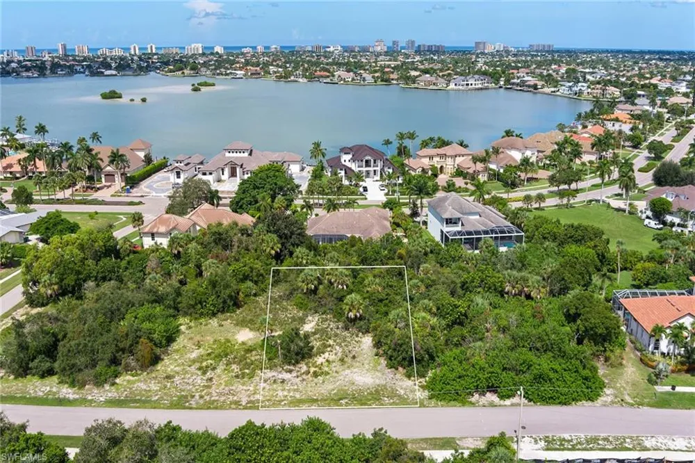 680 Inlet Drive Marco Island, FL 34145