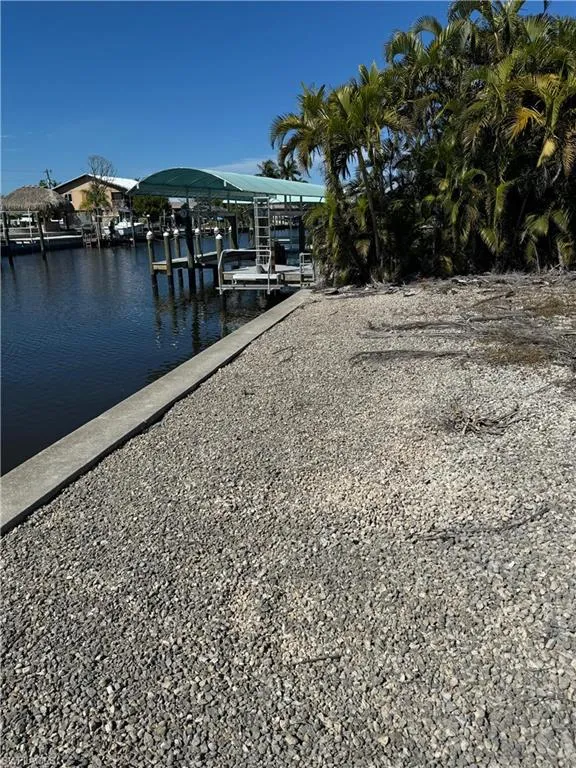 2359 Sycamore Street Other, FL 33956