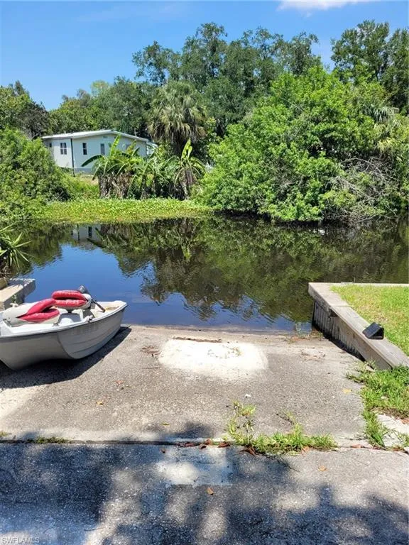 1104 Gulf Street Moore Haven, FL 33471