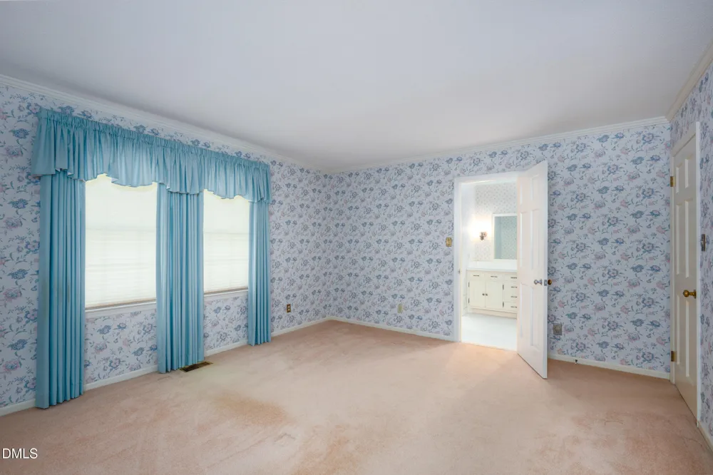 806 Cliftwood Drive Siler City, NC 27344