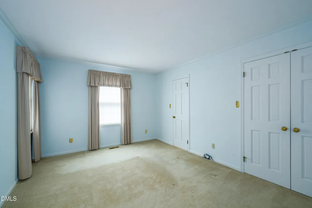 806 Cliftwood Drive Siler City, NC 27344