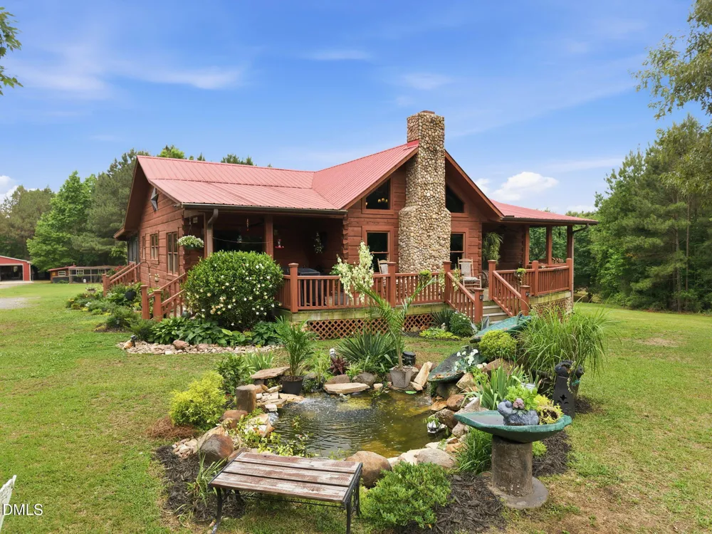1656 Nc 42 Highway Moncure, NC 27559