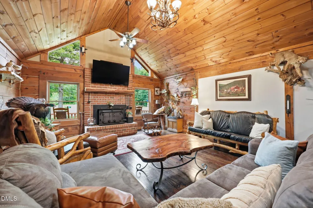 1656 Nc 42 Highway Moncure, NC 27559