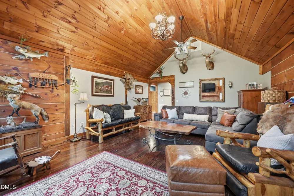1656 Nc 42 Highway Moncure, NC 27559