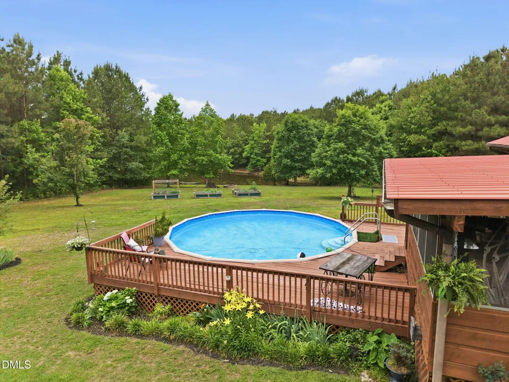 1656 Nc 42 Highway Moncure, NC 27559