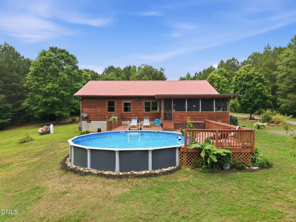 1656 Nc 42 Highway Moncure, NC 27559