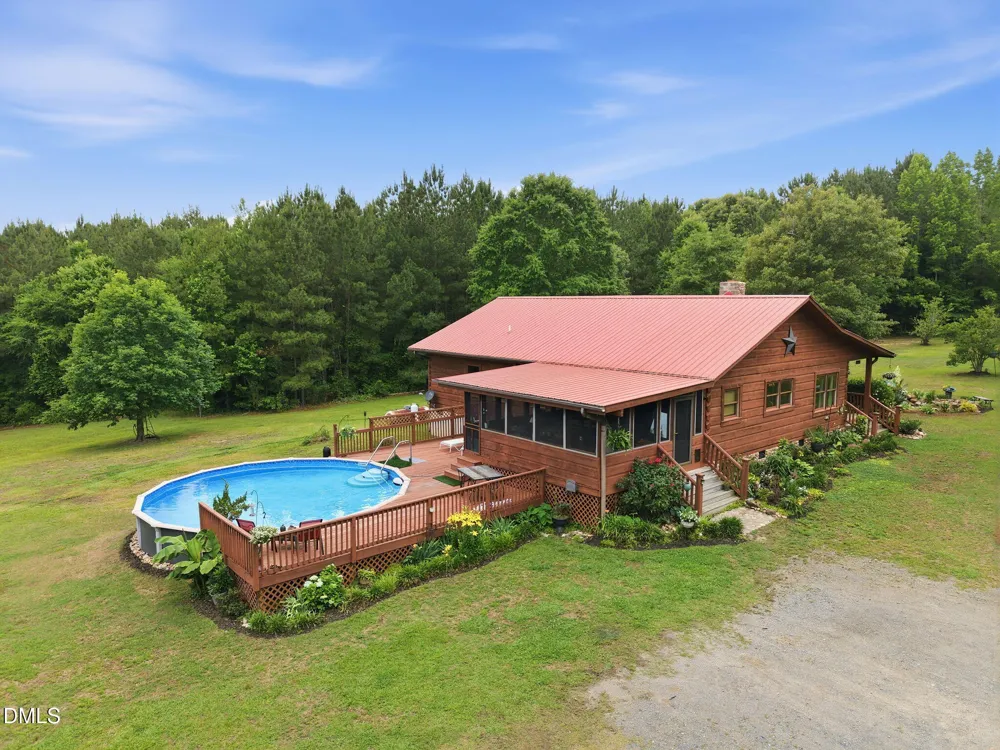 1656 Nc 42 Highway Moncure, NC 27559