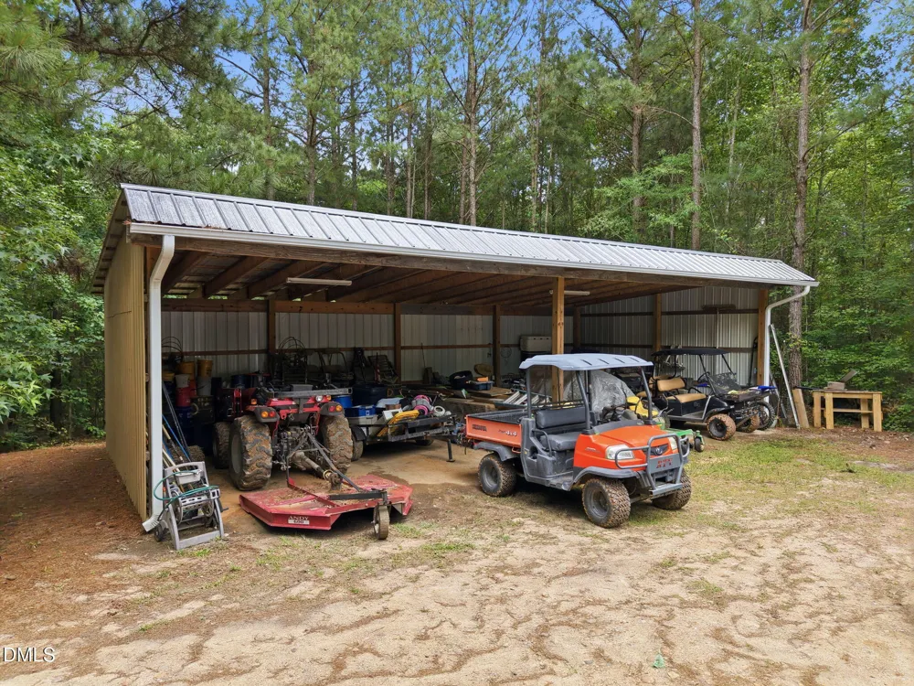 1656 Nc 42 Highway Moncure, NC 27559
