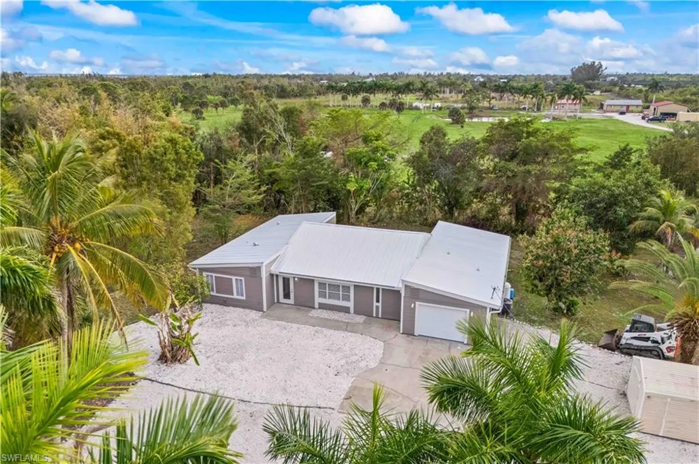 5675 Sandal Lane Bokeelia, FL 33922