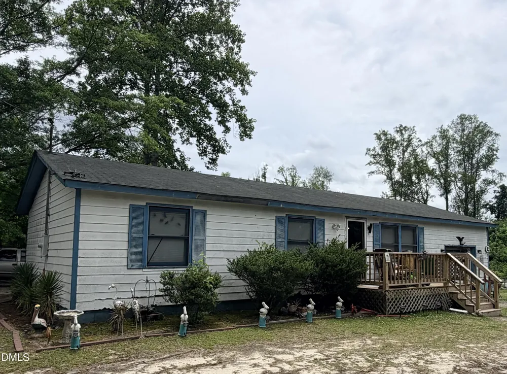 197 Zoo Road S Roanoke Rapids, NC 27870