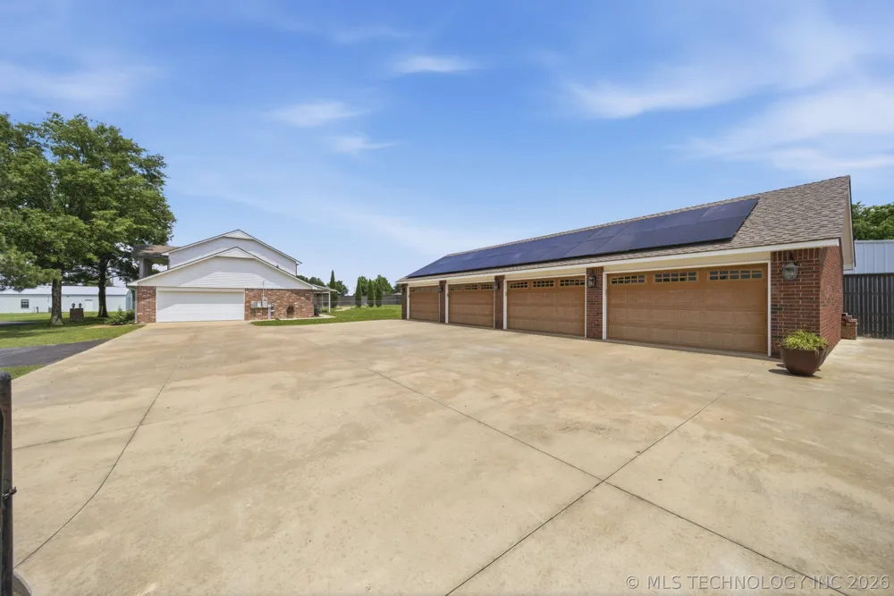 15200 E 440 ROAD Claremore, OK 74017