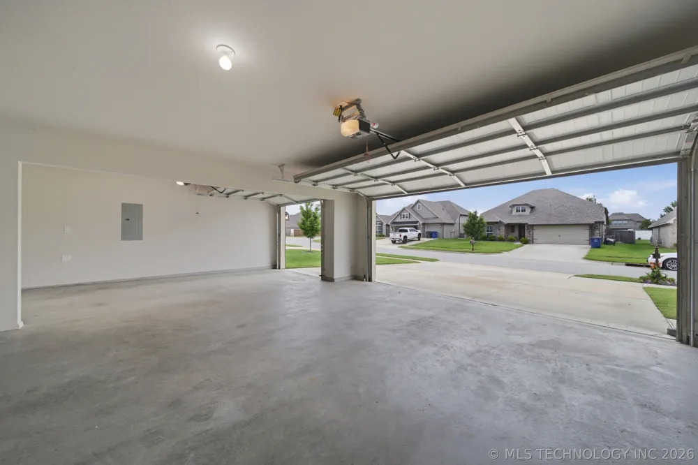 12420 S Oxford Avenue Bixby, OK 74008