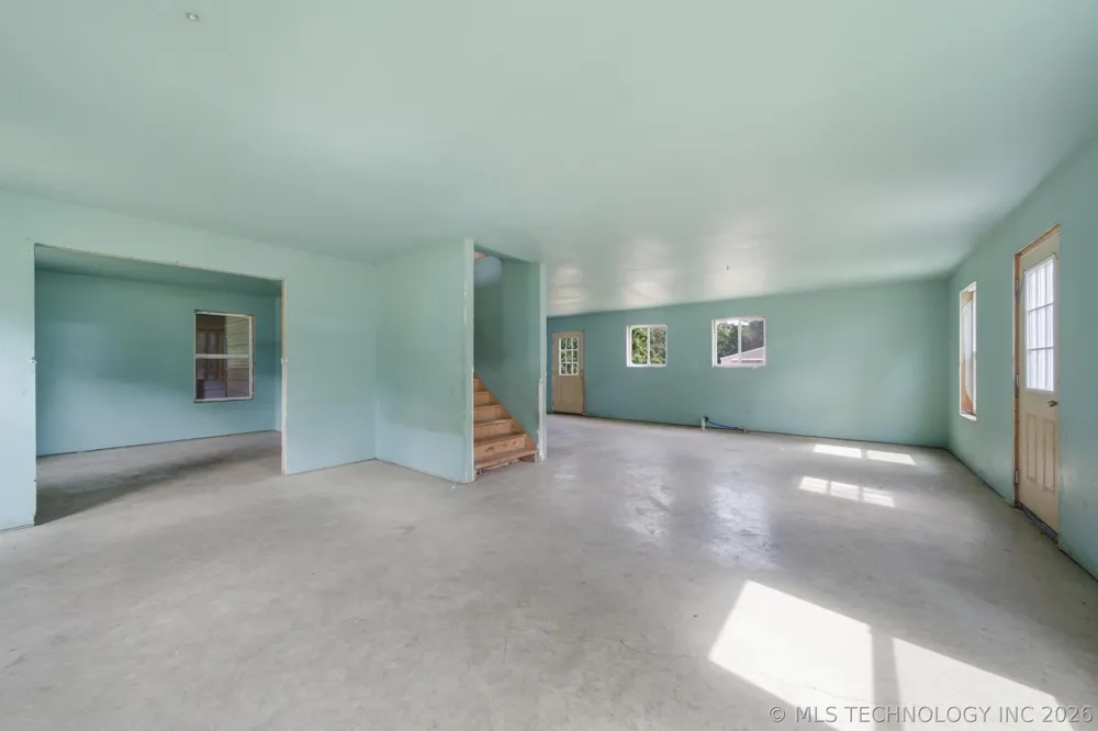 6293 S 4380 ROAD Welch, OK 74369