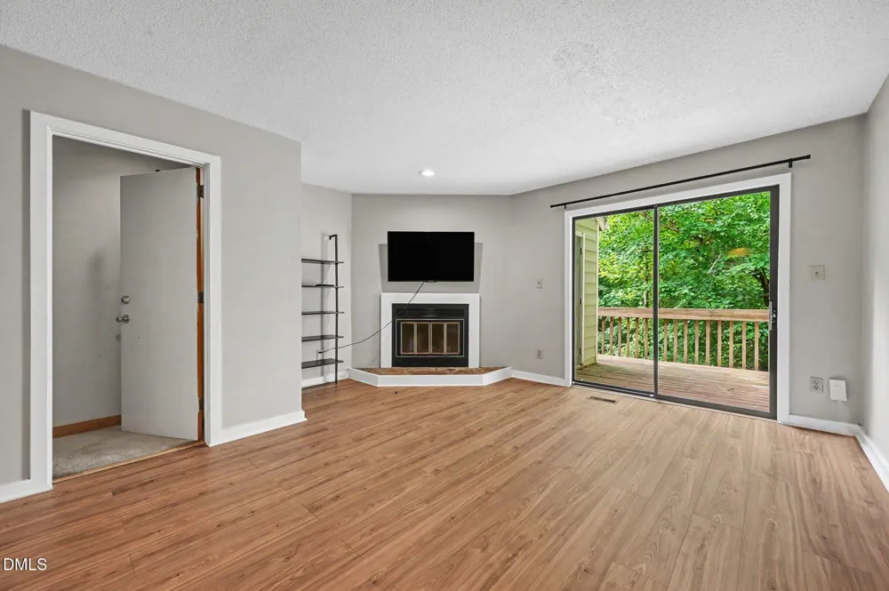 314 Cedarwood Lane Carrboro, NC 27510