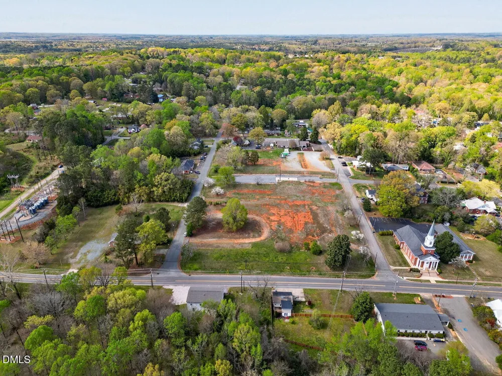 915 W 3rd Street Siler City, NC 27344