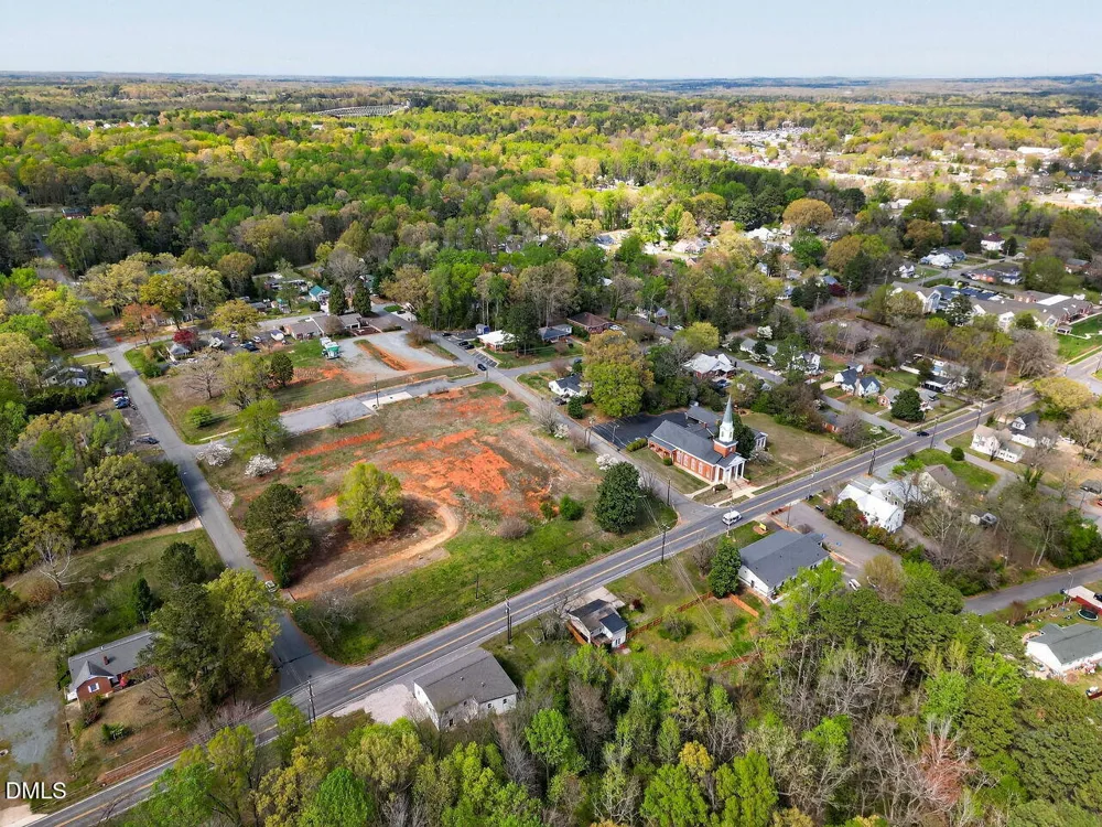 915 W 3rd Street Siler City, NC 27344