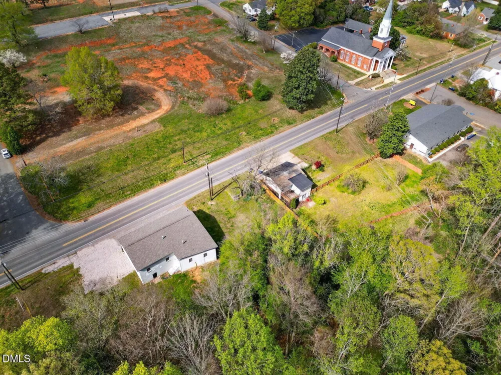 915 W 3rd Street Siler City, NC 27344