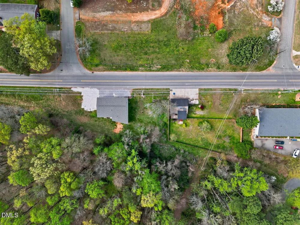 915 W 3rd Street Siler City, NC 27344
