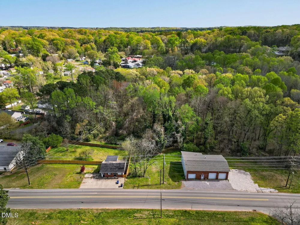 915 W 3rd Street Siler City, NC 27344
