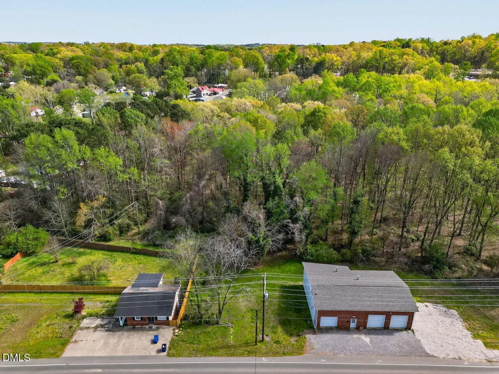 915 W 3rd Street Siler City, NC 27344