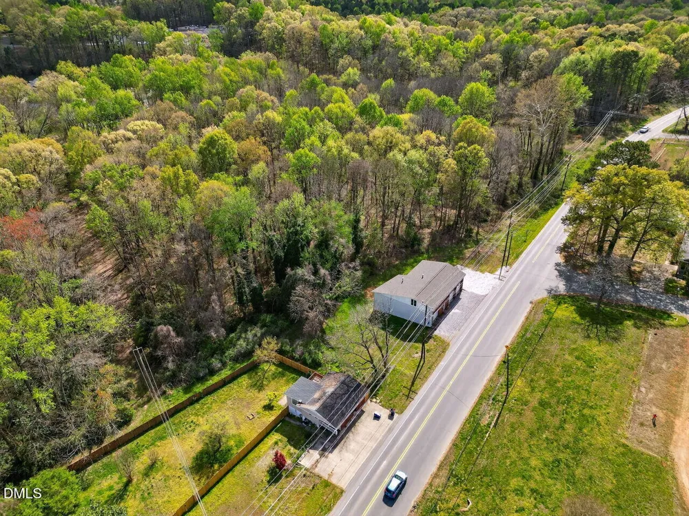 915 W 3rd Street Siler City, NC 27344