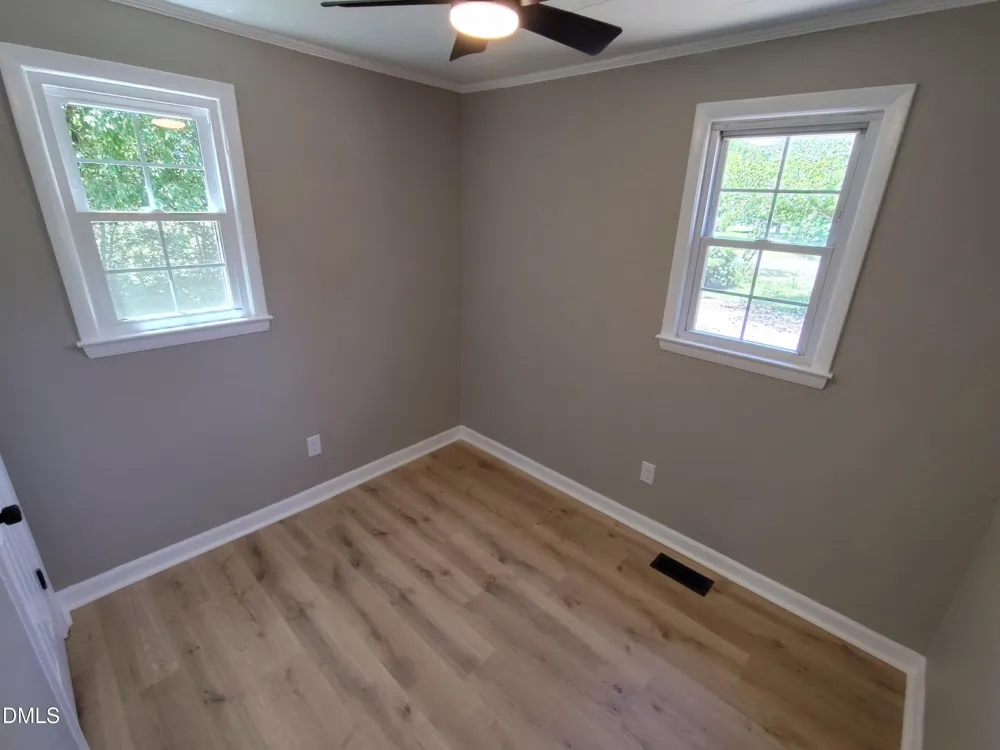 935 Maynard Road Godwin, NC 28344