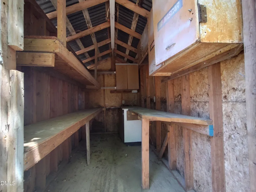 935 Maynard Road Godwin, NC 28344