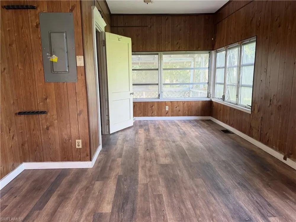 214 Avenue K SW Moore Haven, FL 33471