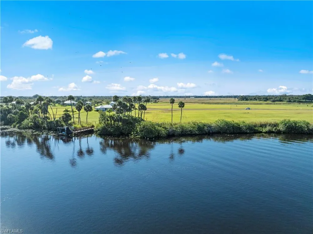 22821 Yellow Button Lane Alva, FL 33920