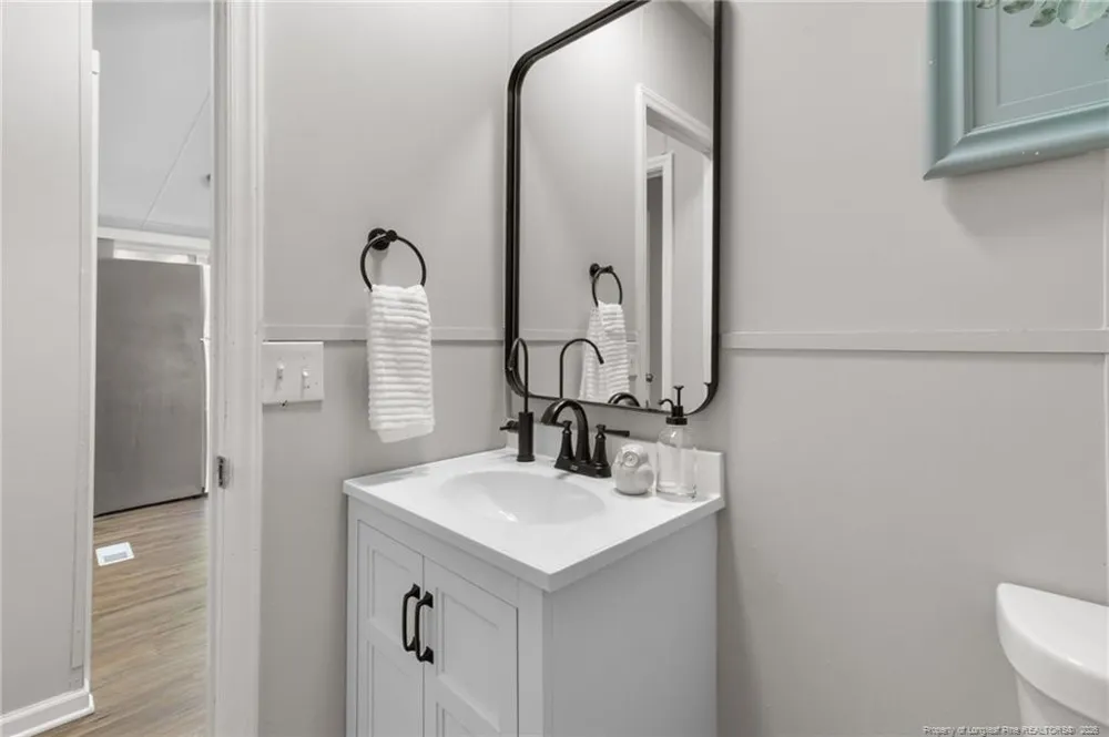 6568 Sandy Creek Road Stedman, NC 28391
