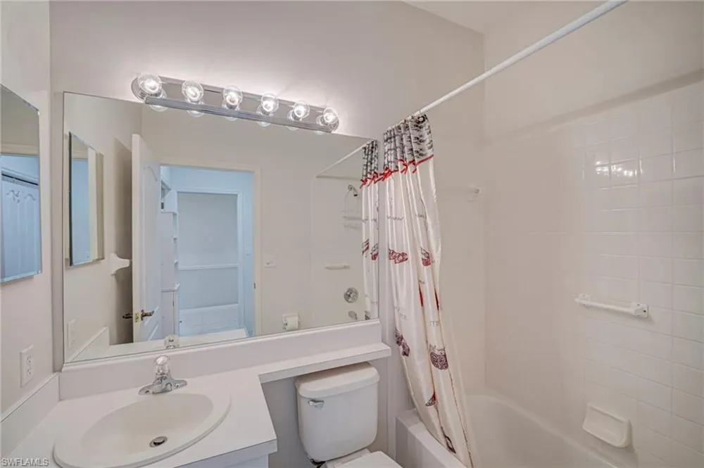 20676 Candlewood Hollow Estero, FL 33928