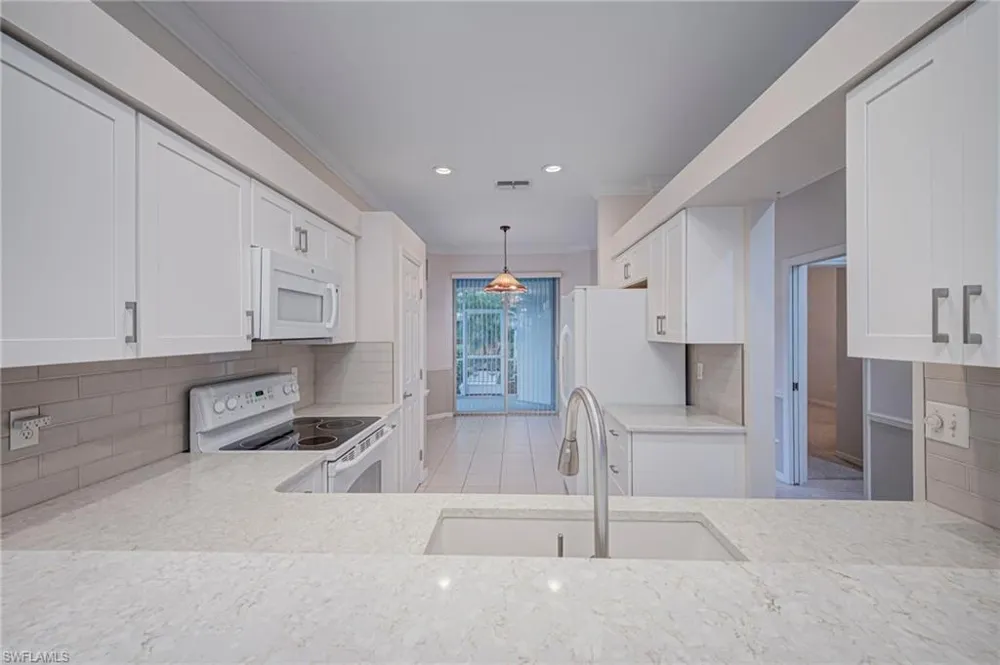 20676 Candlewood Hollow Estero, FL 33928