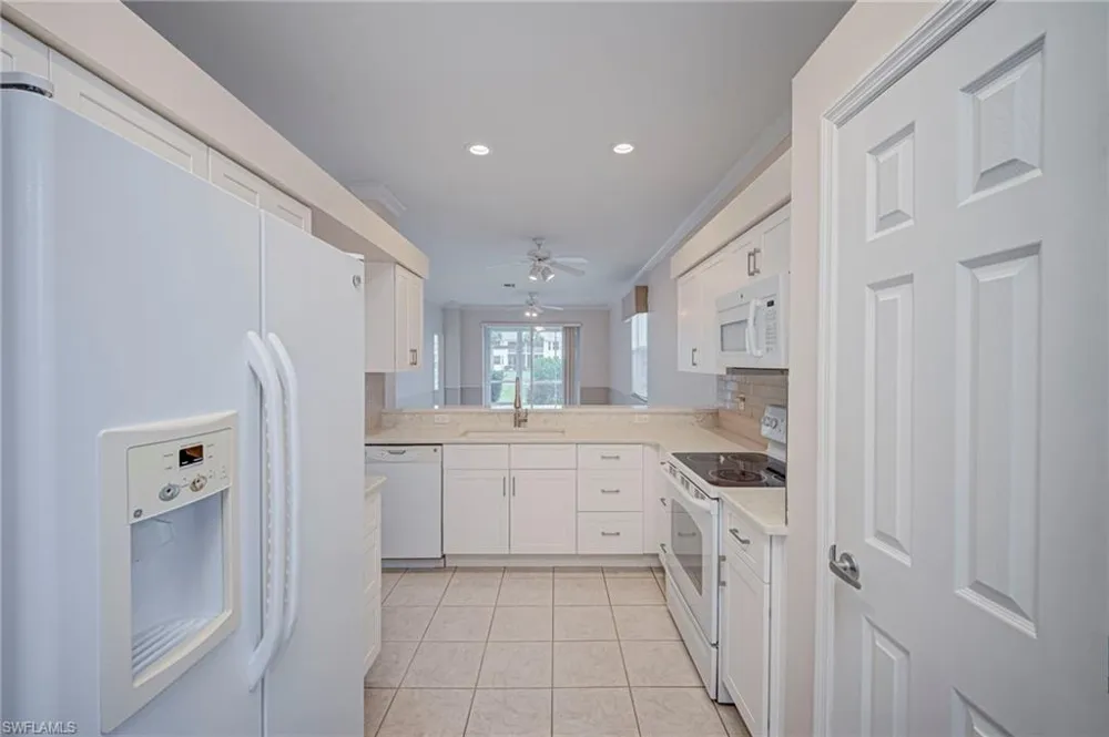 20676 Candlewood Hollow Estero, FL 33928