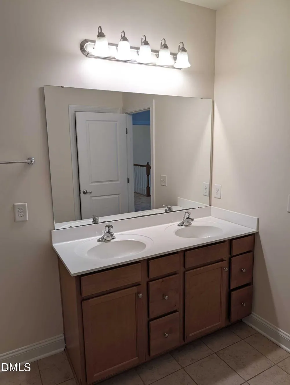 2021 Aventon Lane Morrisville, NC 27560