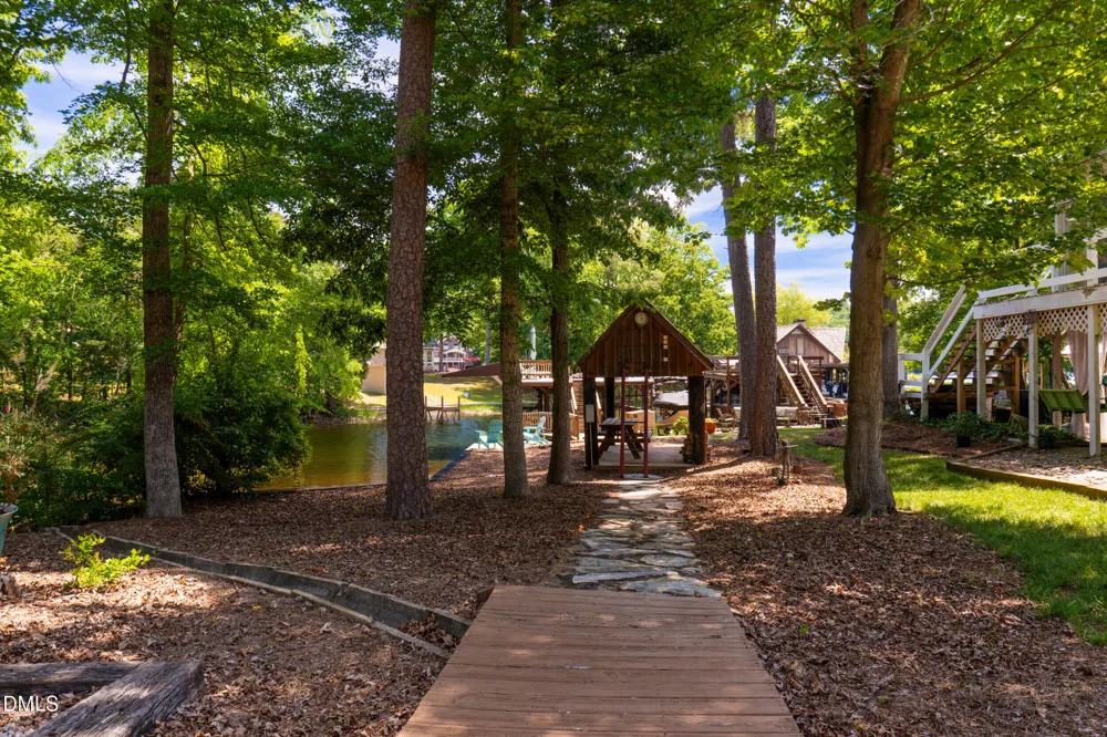 3496 Pinehaven Drive New London, NC 28127