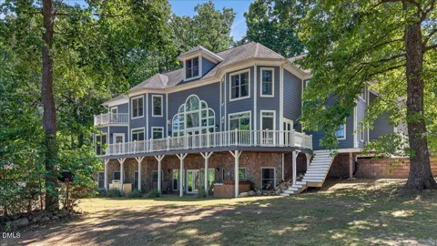 152 Boulder Boulevard