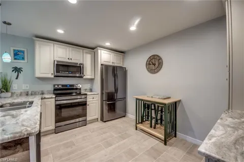6337 Royal Woods Drive