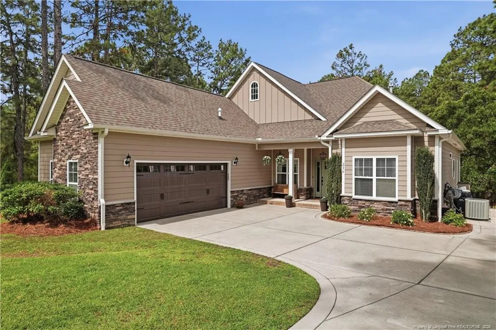 236 Woodbine Way