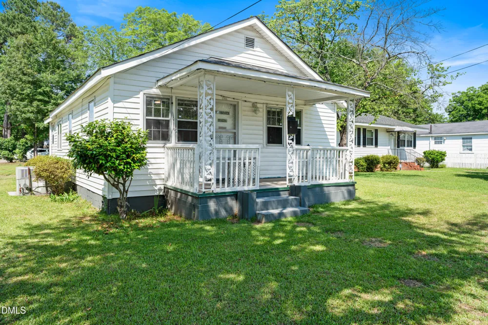 701 E Harnett Street Dunn, NC 28334