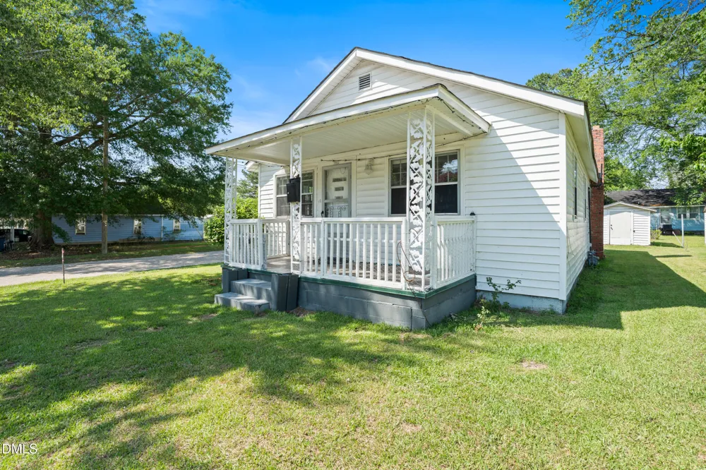 701 E Harnett Street Dunn, NC 28334