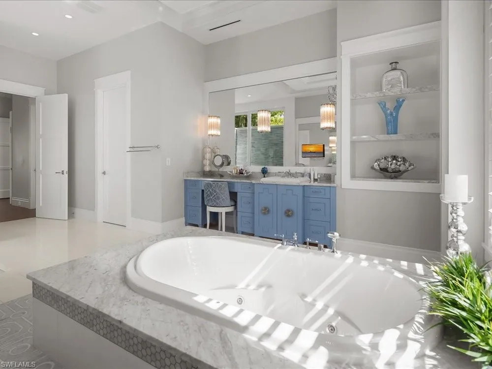 17412 Via Lugano Court Miromar Lakes, FL 33913
