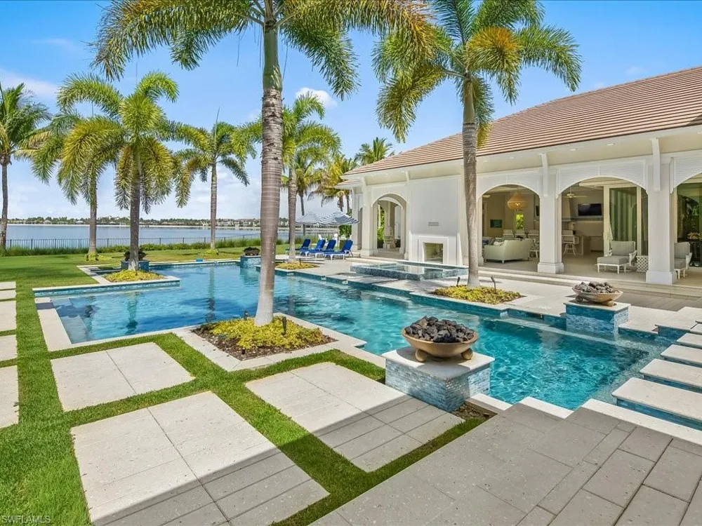 17412 Via Lugano Court Miromar Lakes, FL 33913