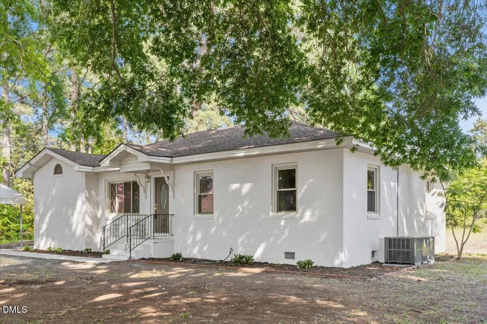 116 S Fitzgerald Street Pine Level, NC 27568