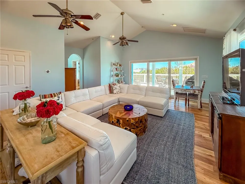 4460 Smugglers Drive Upper Captiva, FL 33924