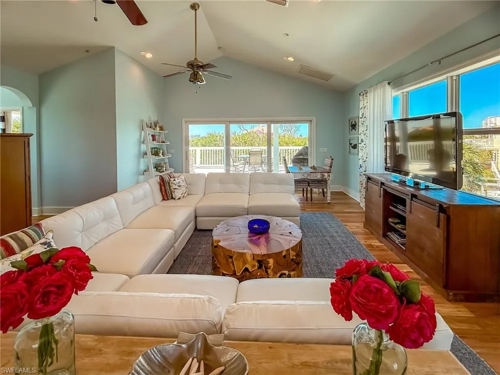 4460 Smugglers Drive Upper Captiva, FL 33924