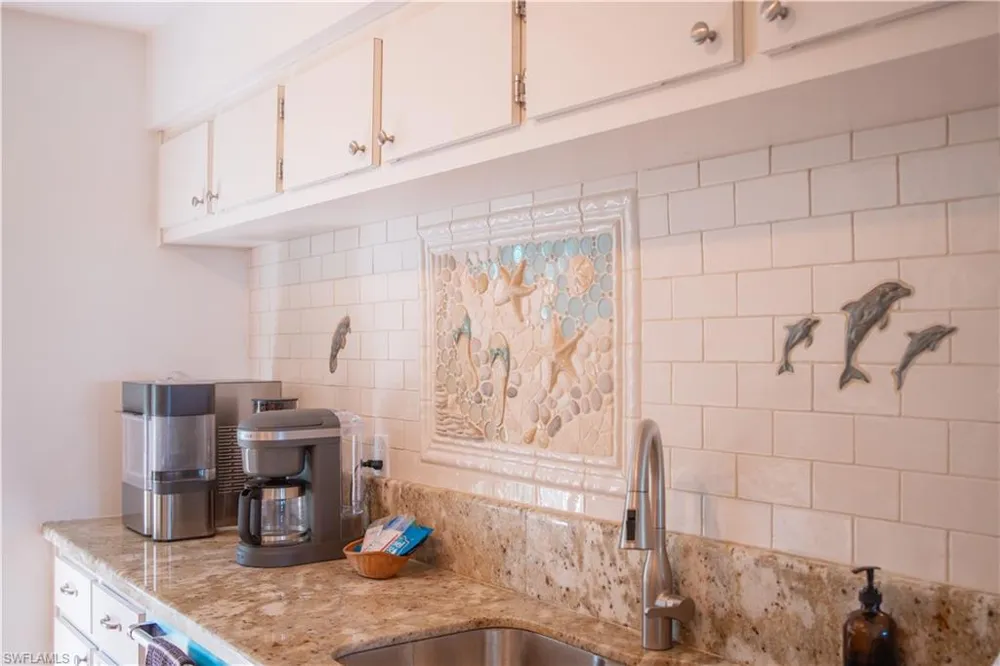 303 Useppa Useppa Island, FL 33924