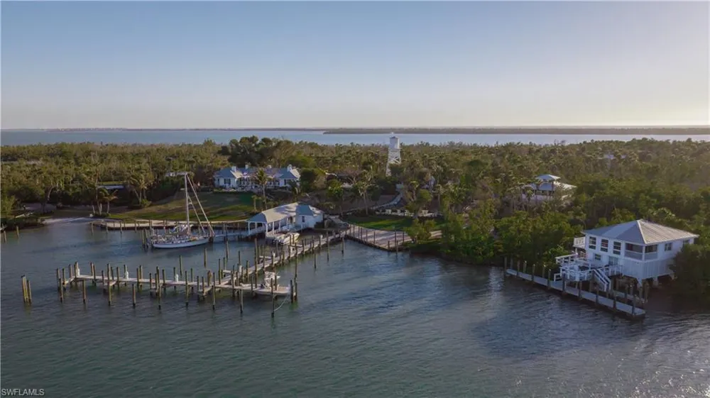 303 Useppa Useppa Island, FL 33924