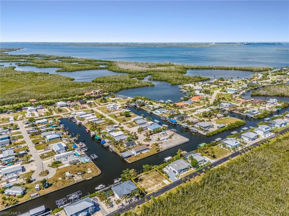2936 Buttonwood Key Court St. James City, FL 33956