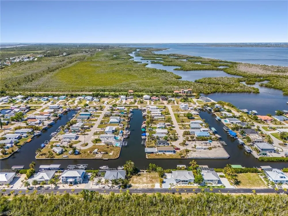 2936 Buttonwood Key Court St. James City, FL 33956