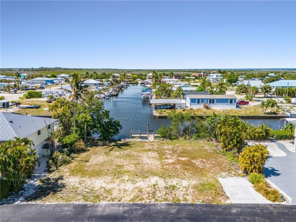 2936 Buttonwood Key Court St. James City, FL 33956